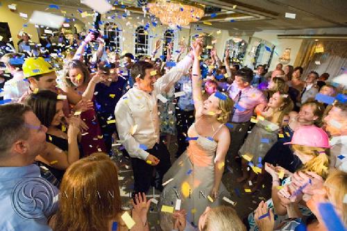 Strictly Entertainment, Courtesy of Allan Levine Photography
